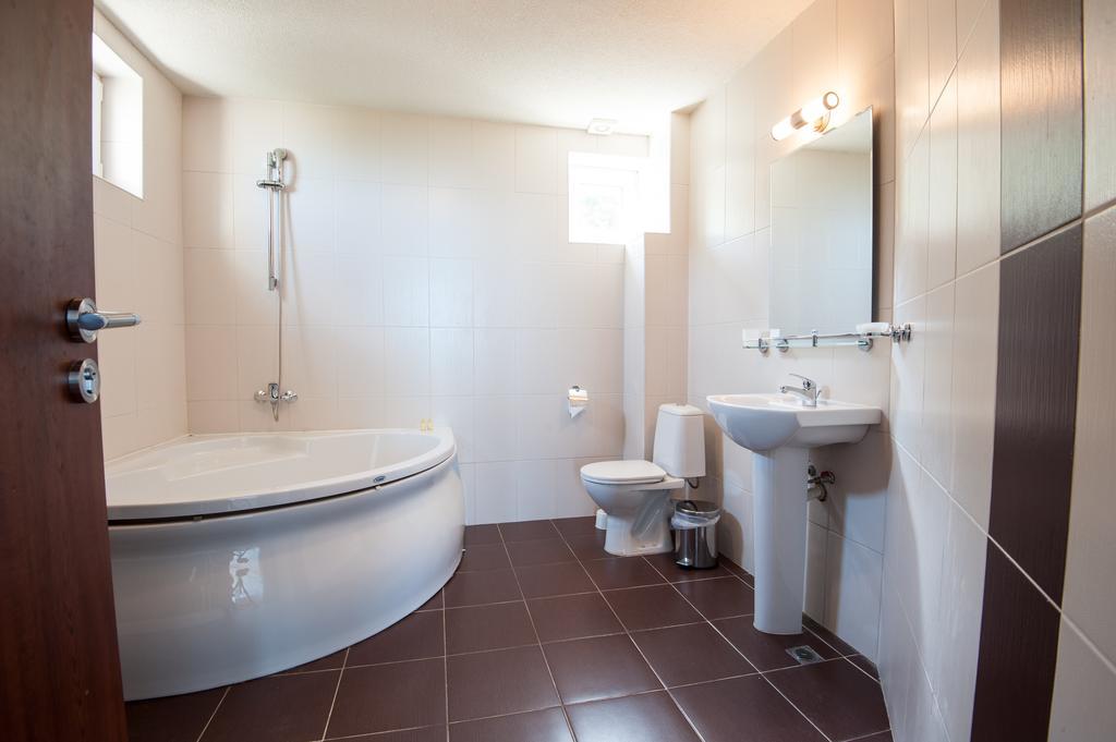 Momchil Villas Balchik Exterior foto